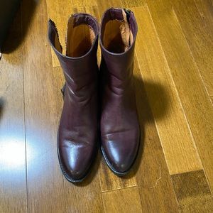 Frye women’s wine polished demi zip bootie